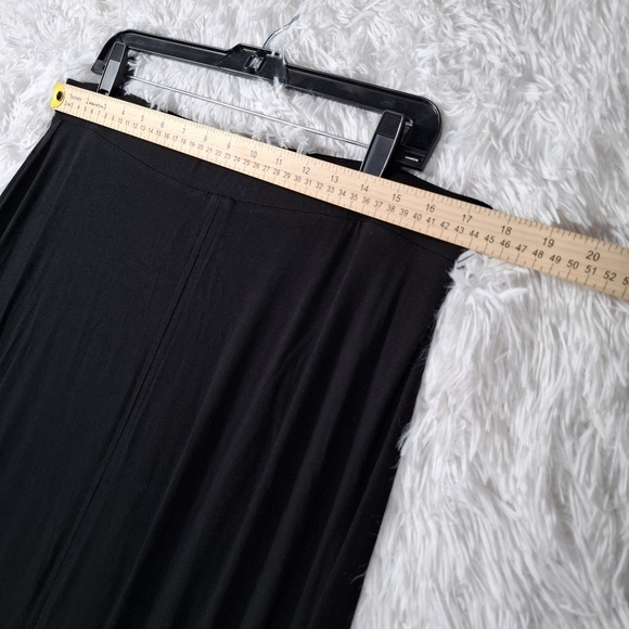 NWT NY&CO New York & Company Black Maxi Skirt Front Slit Stretch Soft Size Large - Picture 5 of 15